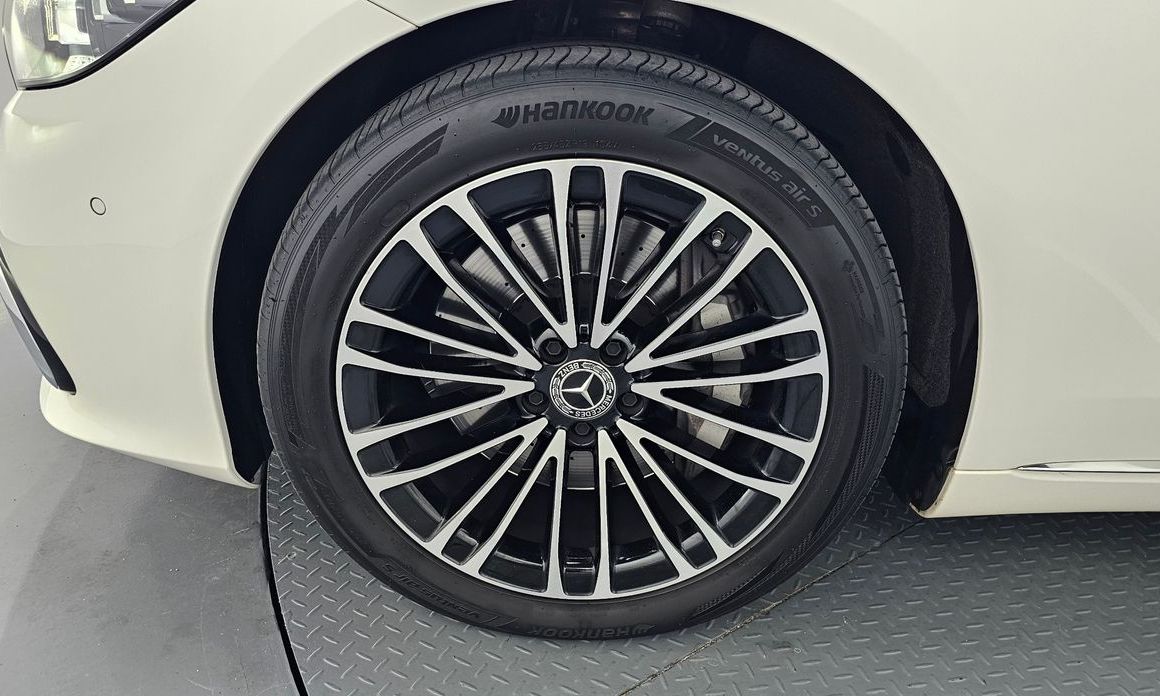 Mercedes-Benz S-Class 2023