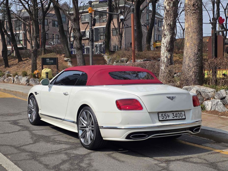 Bentley Continental 2016