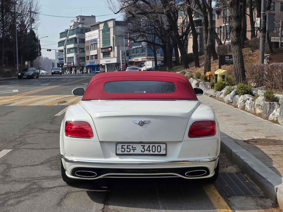 Bentley Continental 2016