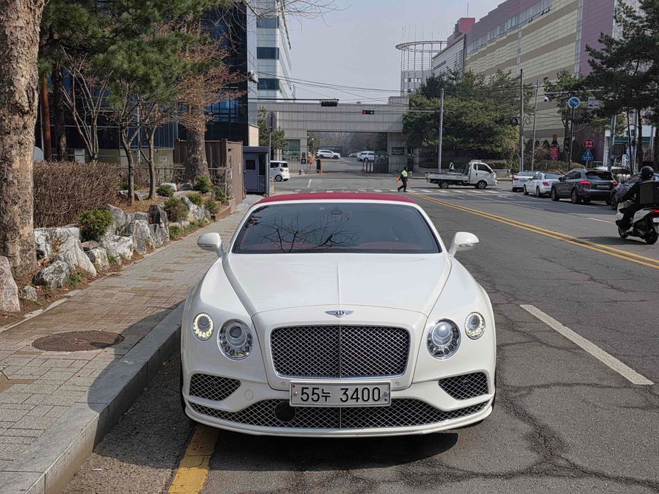 Bentley Continental 2016