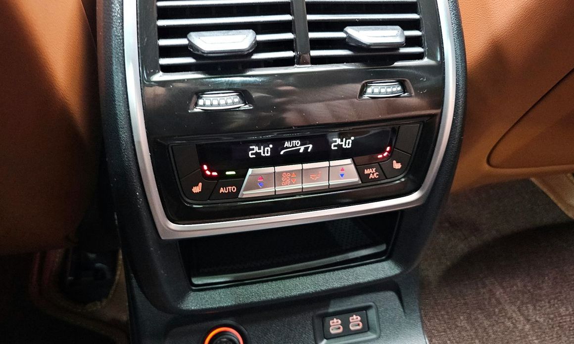 BMW X7 2024