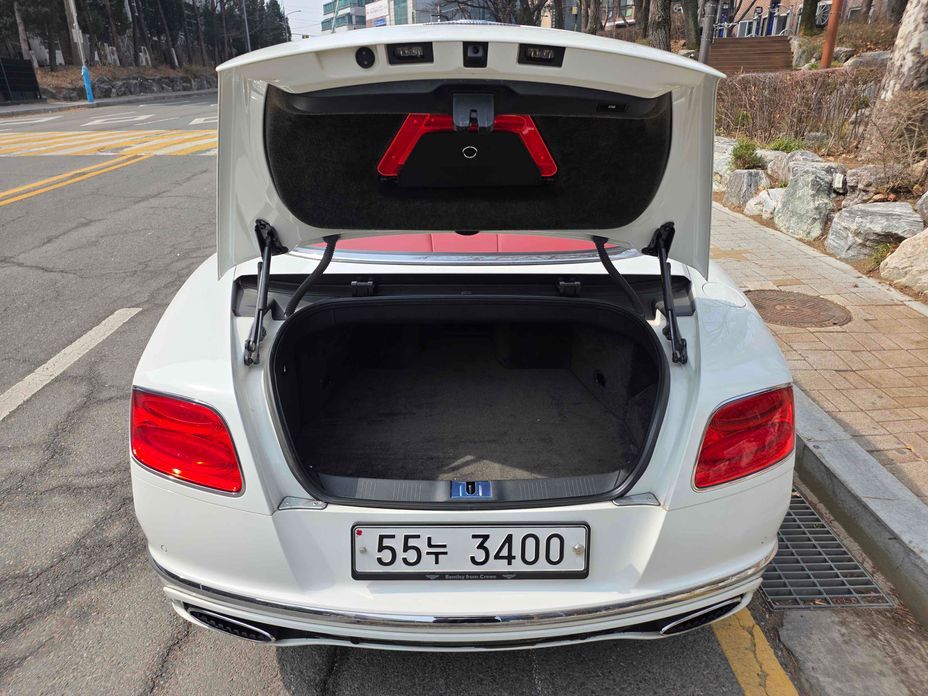 Bentley Continental 2016