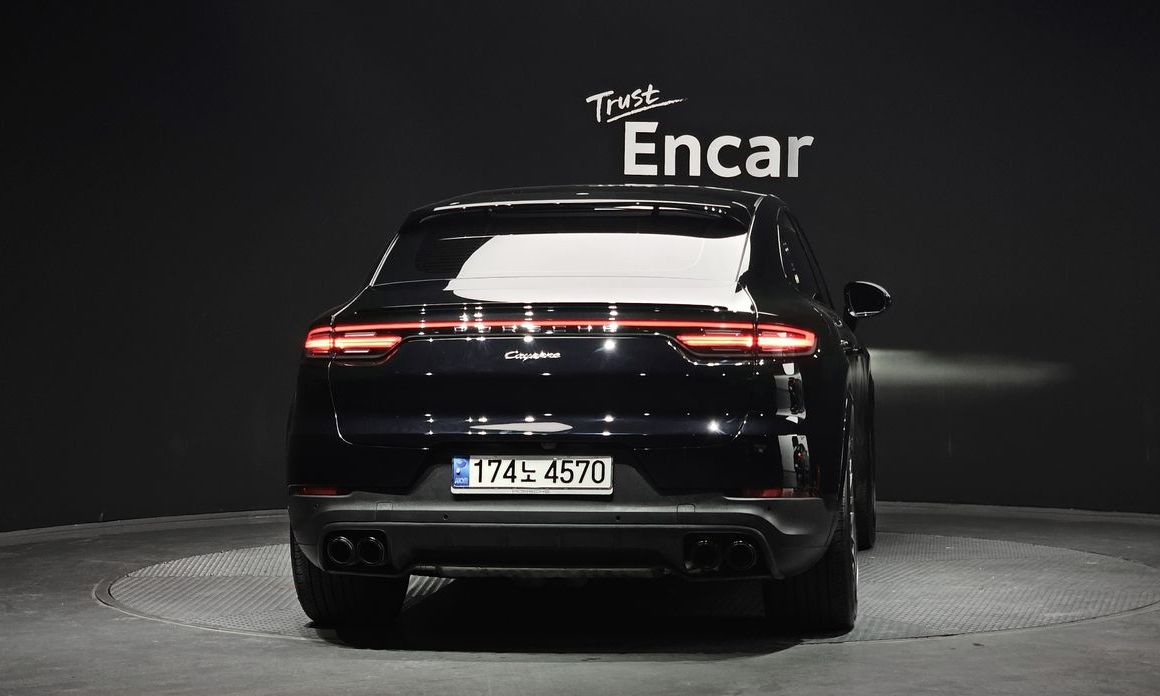 Porsche Cayenne 2022