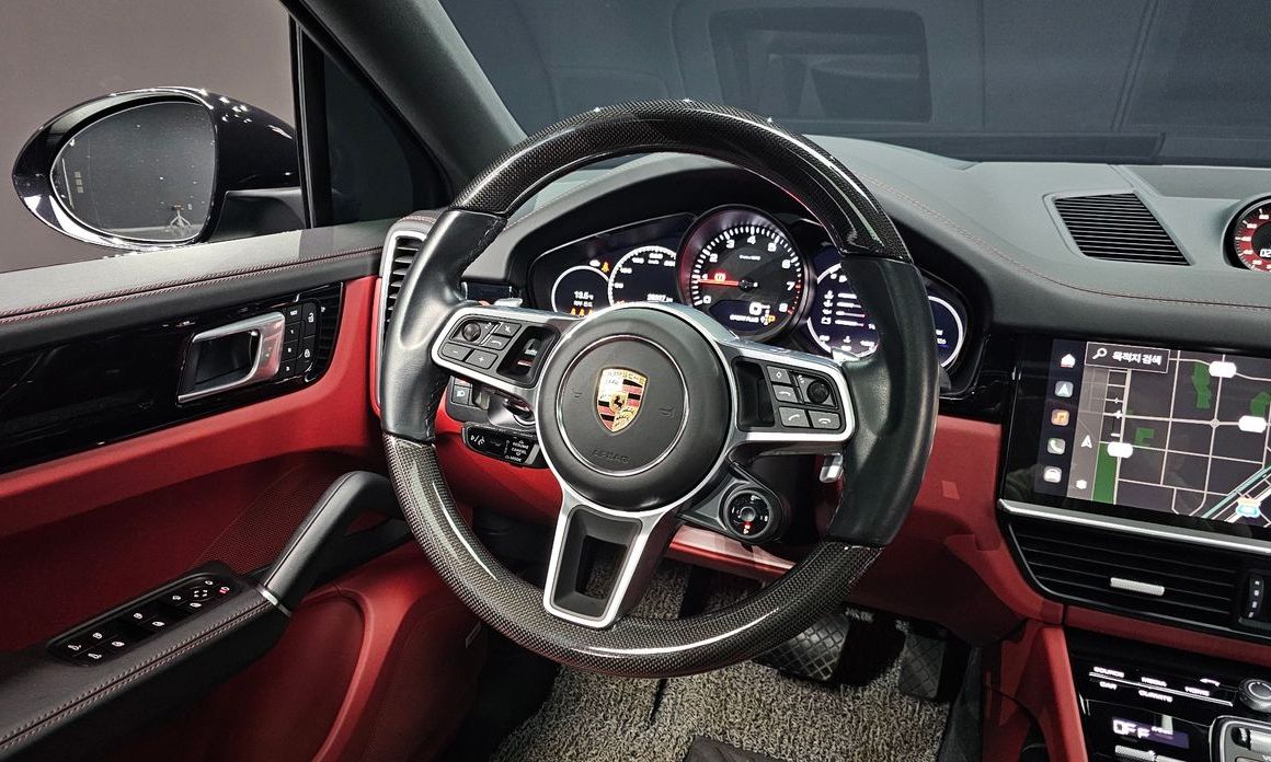 Porsche Cayenne 2022