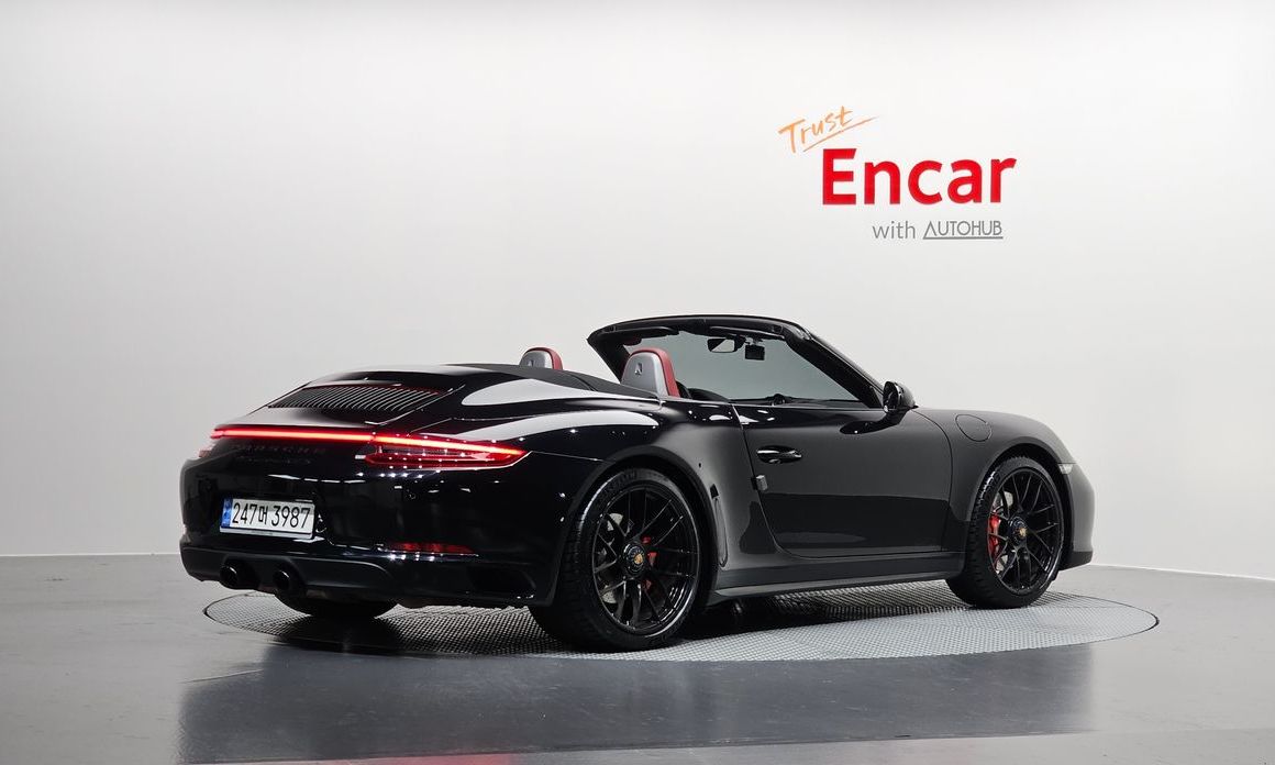 Porsche 911 2018