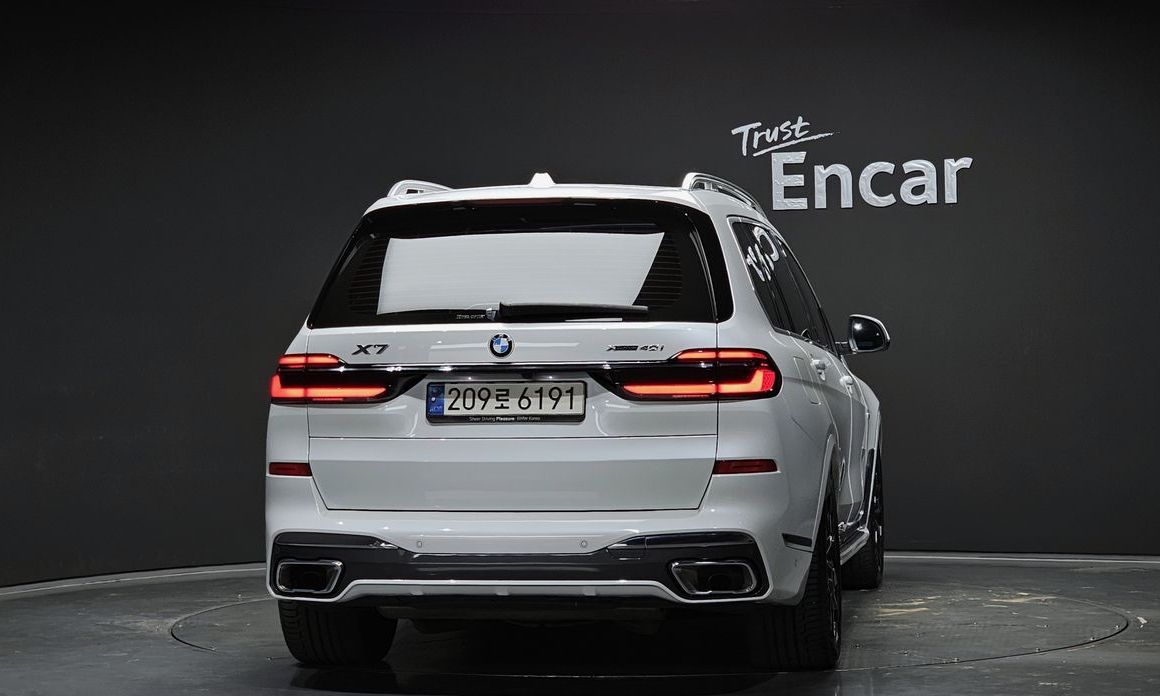 BMW X7 2024