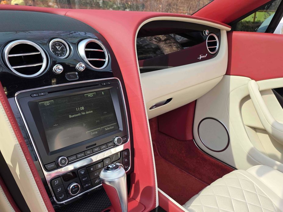 Bentley Continental 2016