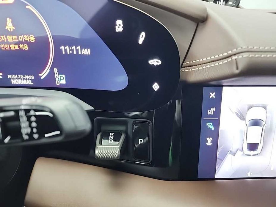 Porsche Taycan 2025