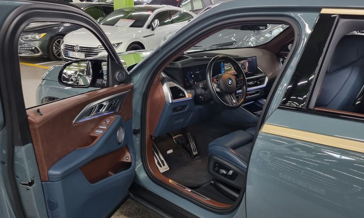 BMW XM 2023