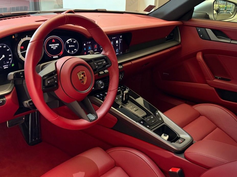 Porsche 911 2024