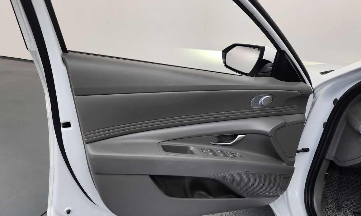 Hyundai AVANTE 2024