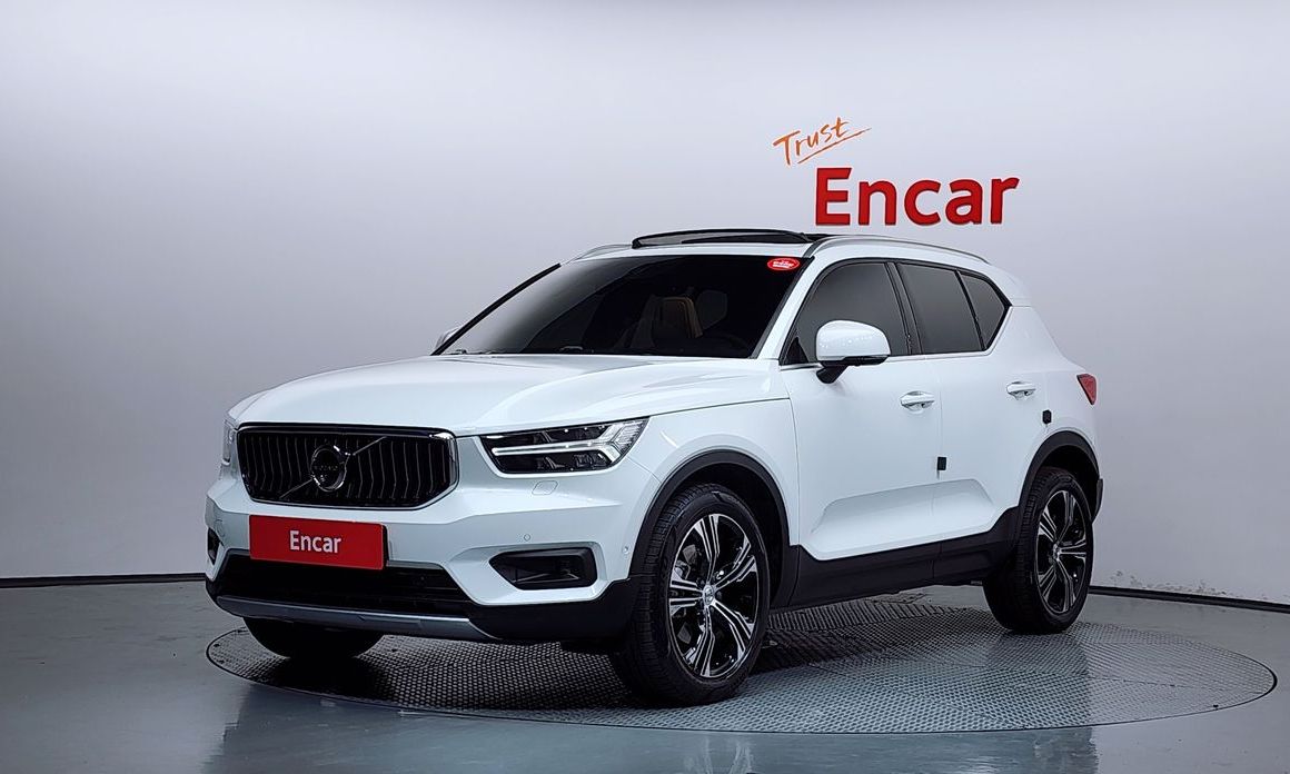 Volvo XC40 2021