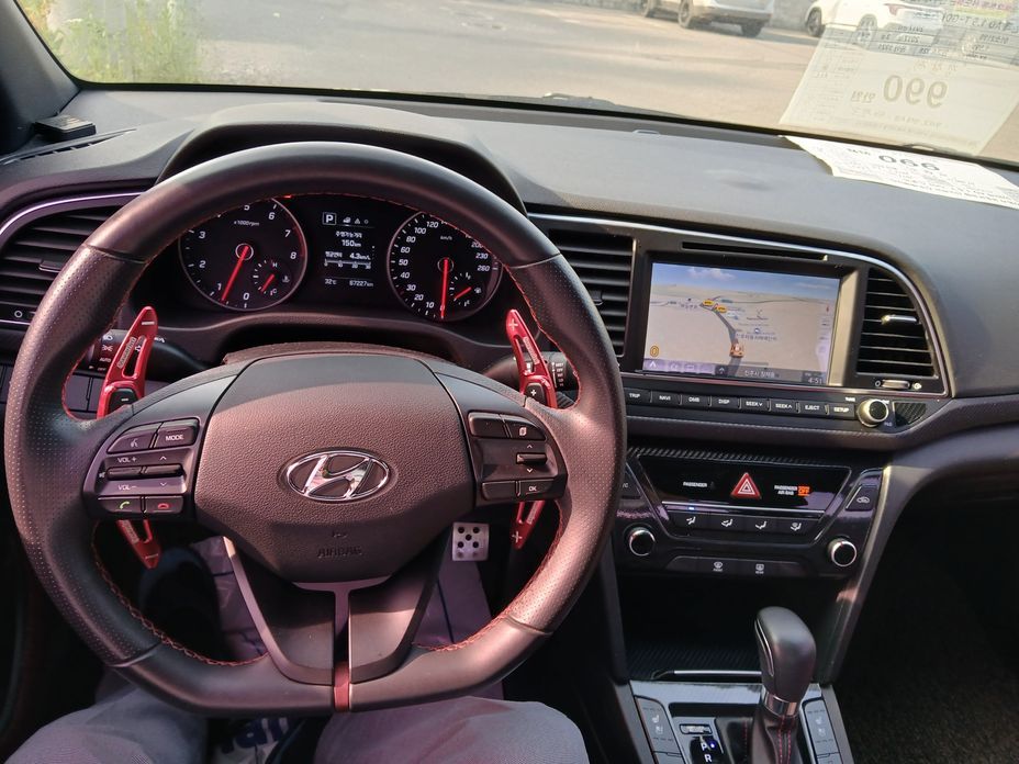 Hyundai AVANTE 2017