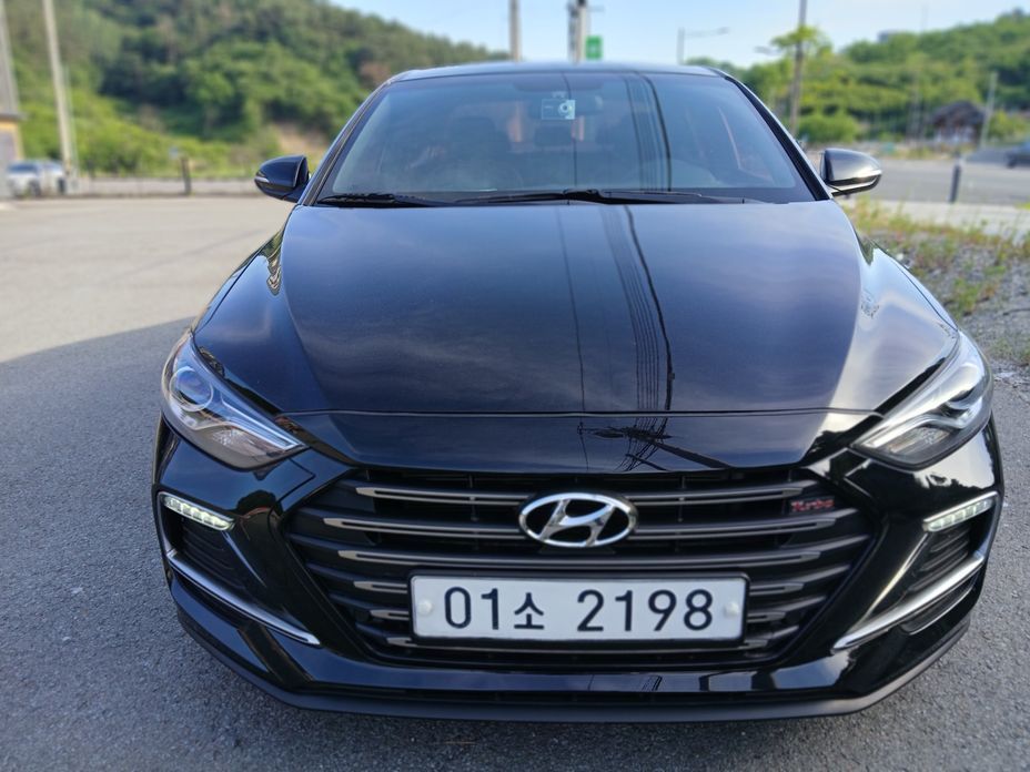 Hyundai AVANTE 2017