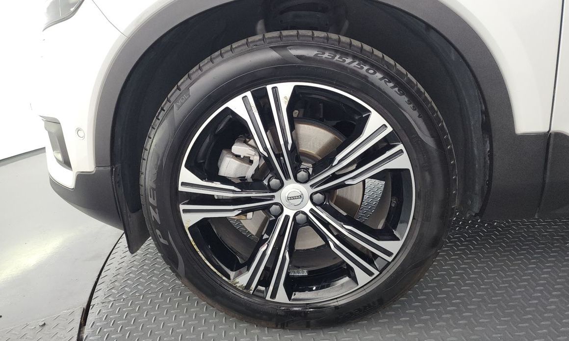 Volvo XC40 2021