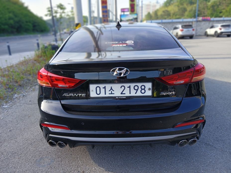 Hyundai AVANTE 2017