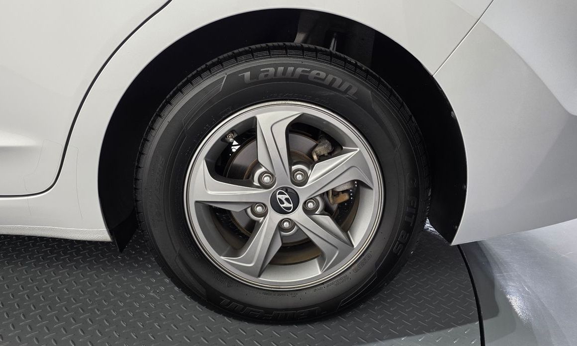 Hyundai AVANTE 2016