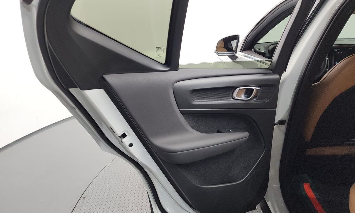 Volvo XC40 2021