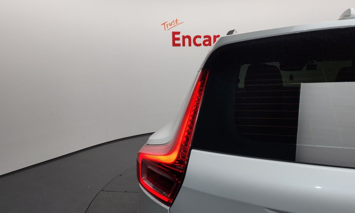 Volvo XC40 2021