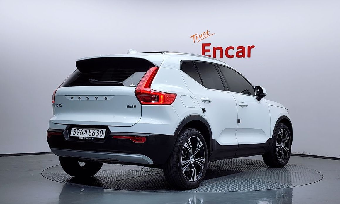 Volvo XC40 2021