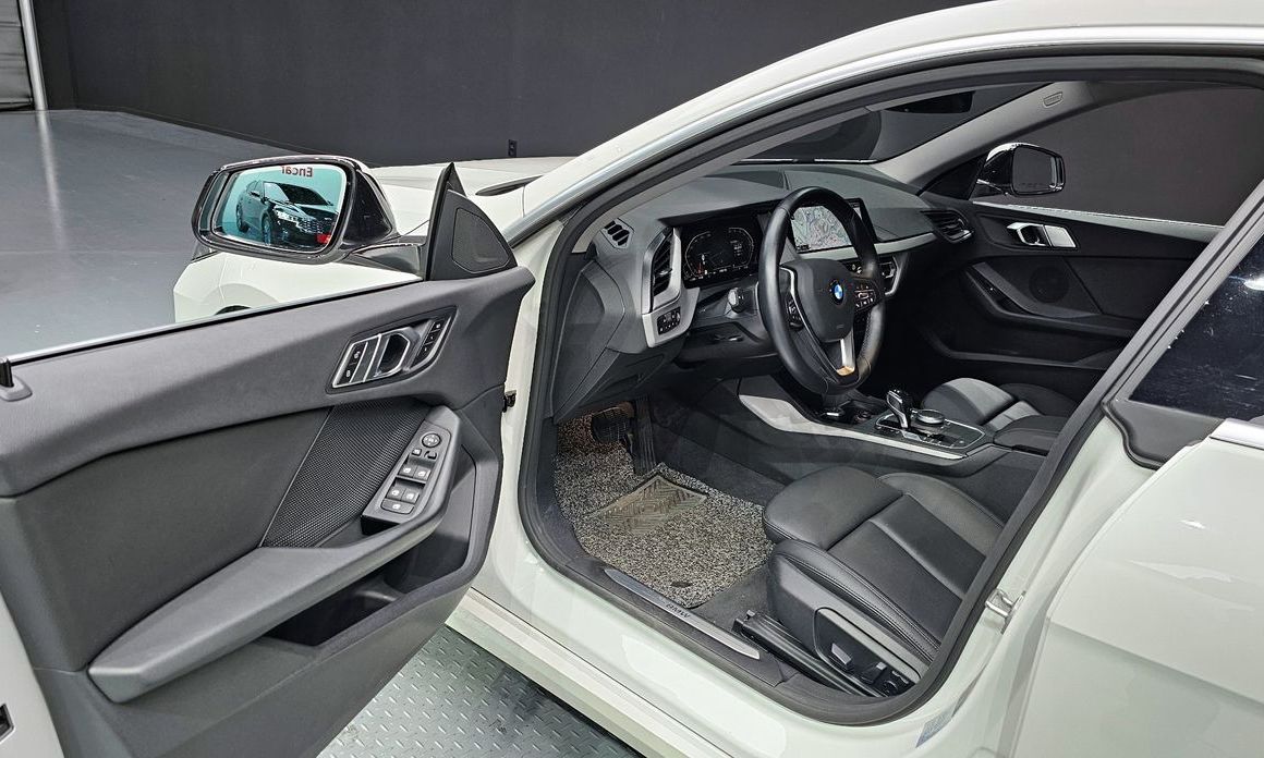 BMW 2-Series 2021