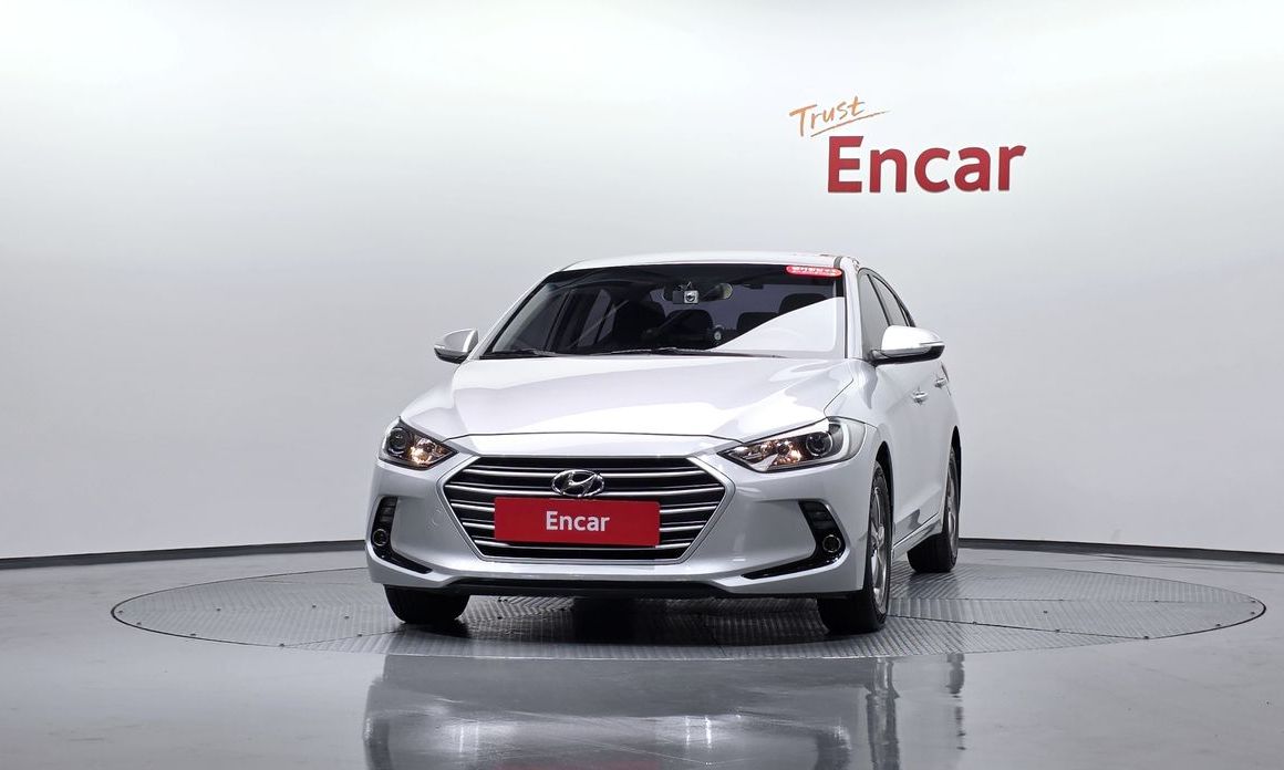 Hyundai AVANTE 2016