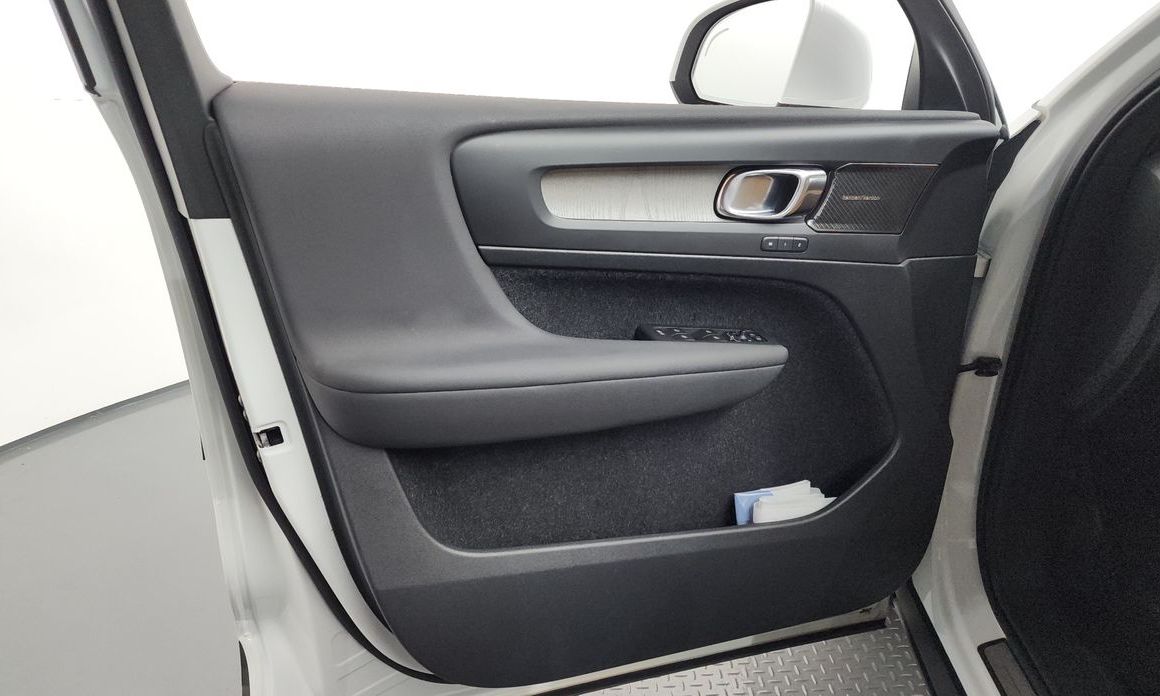 Volvo XC40 2021