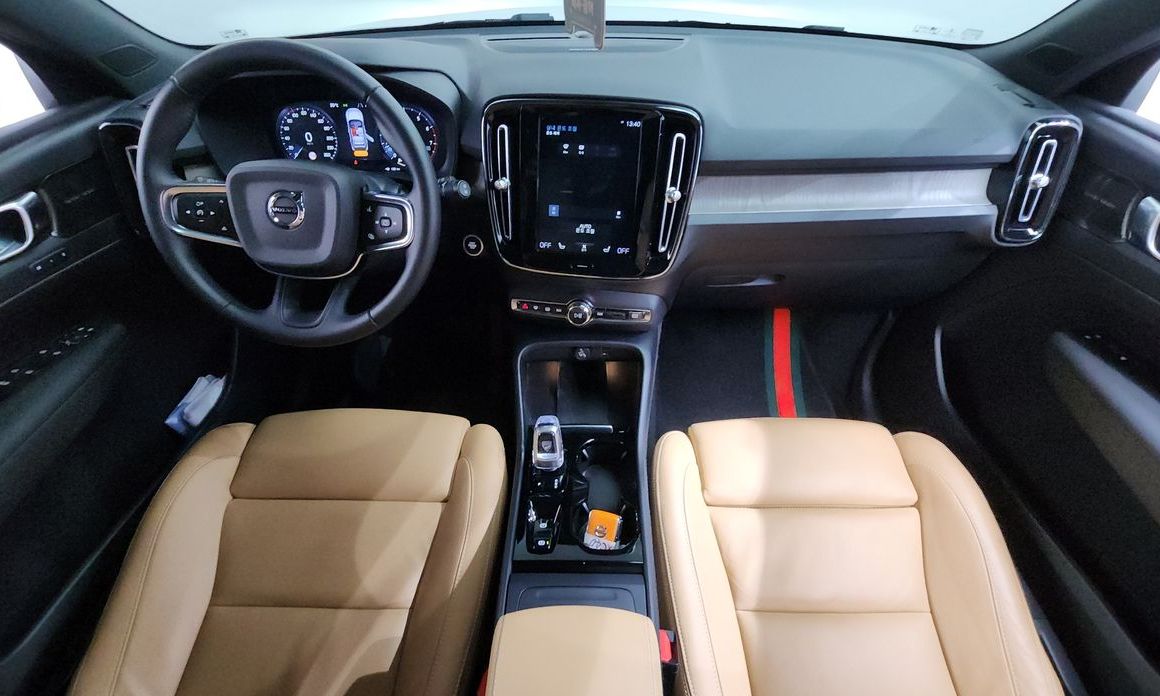 Volvo XC40 2021