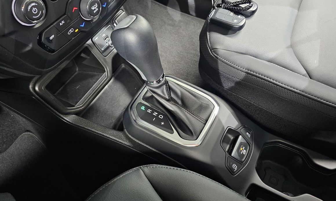 Jeep Renegade 2023
