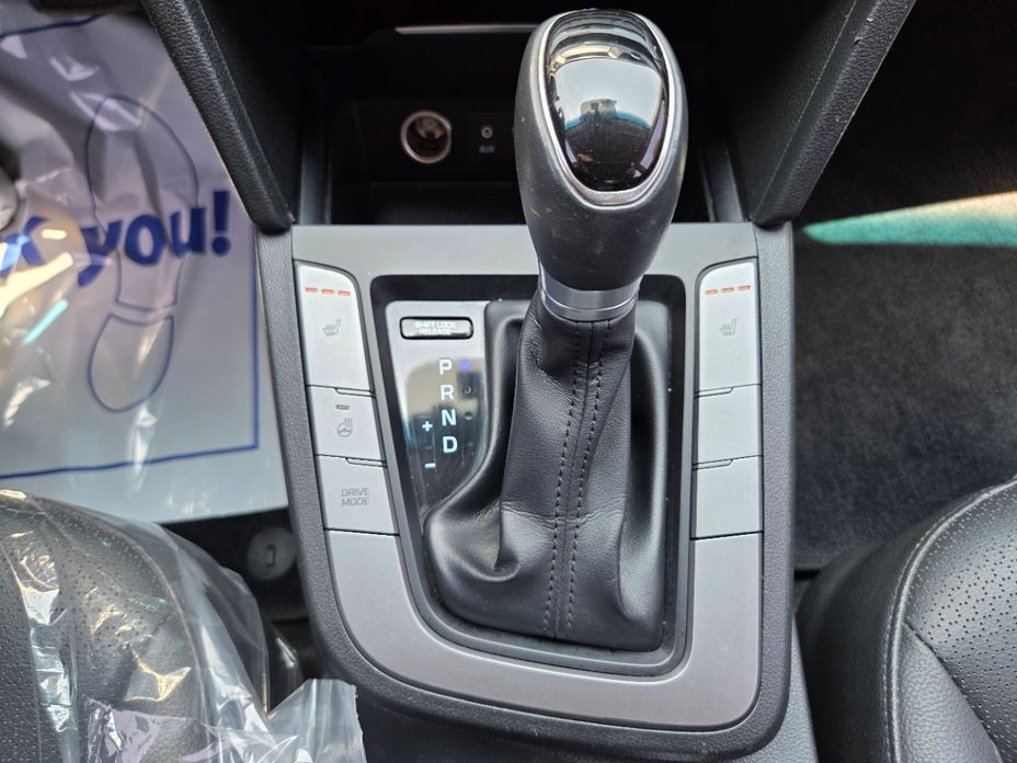 Hyundai AVANTE 2017