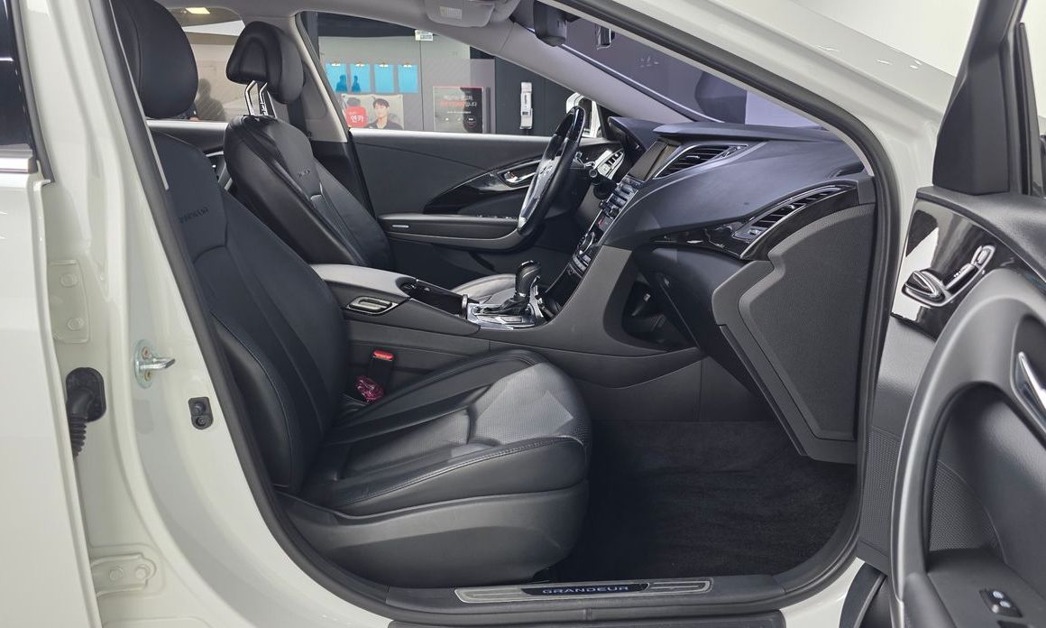 Hyundai Grandeur 2016