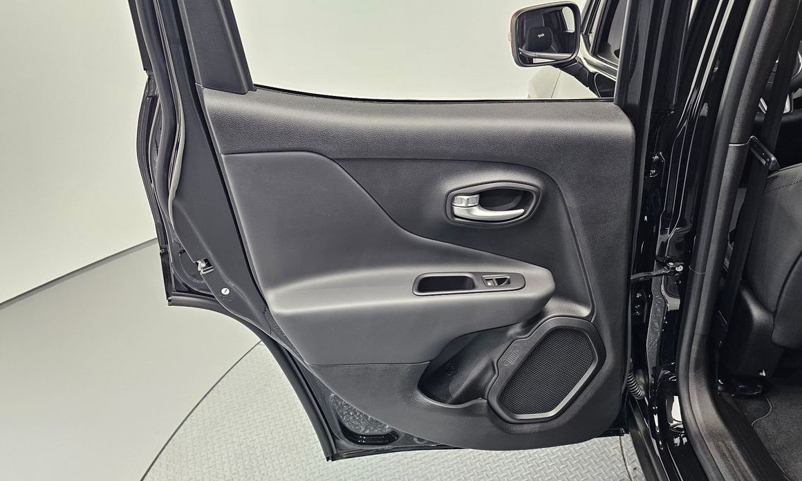 Jeep Renegade 2023