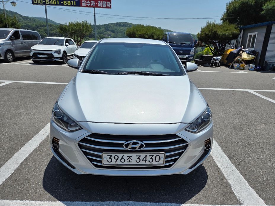 Hyundai AVANTE 2017