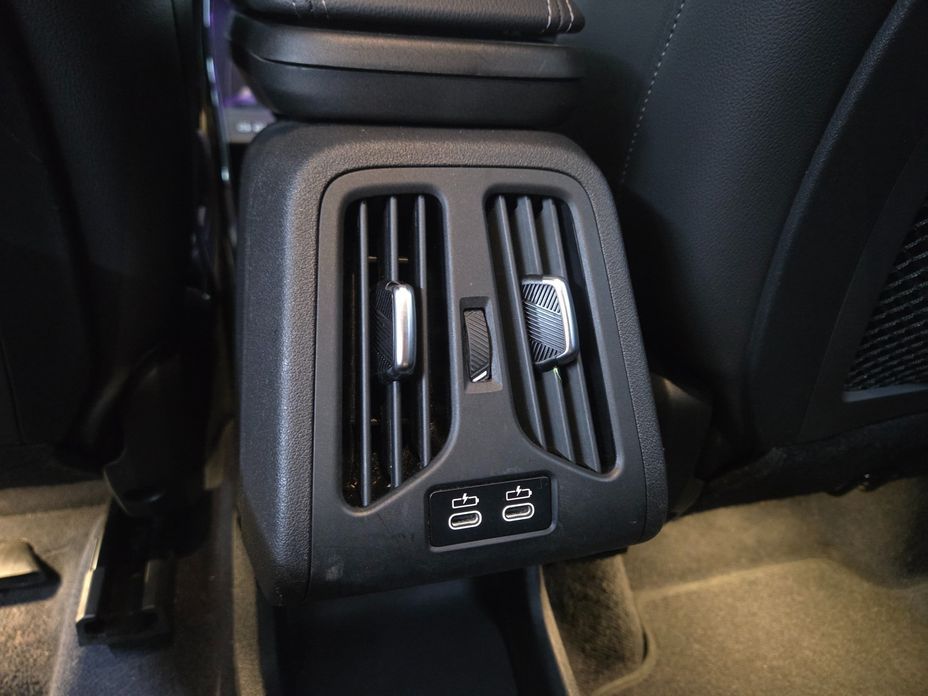 BMW 2-Series 2023