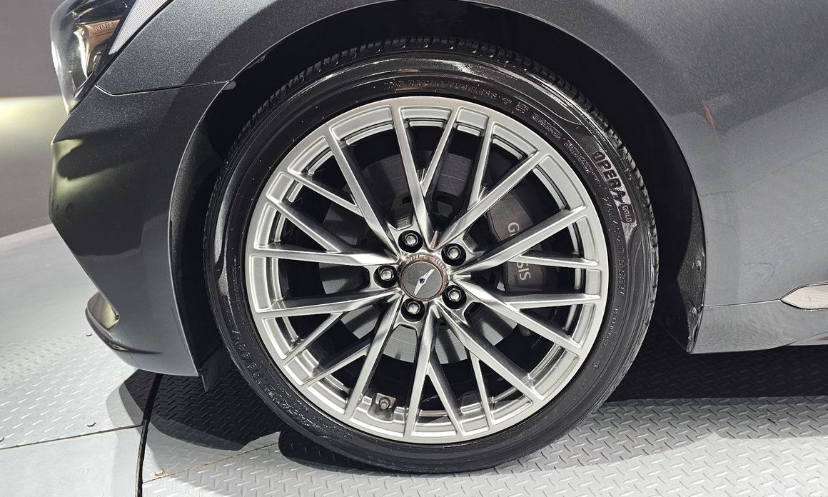 Genesis G80 2018