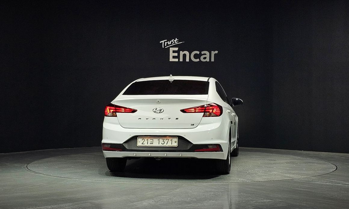 Hyundai AVANTE 2020