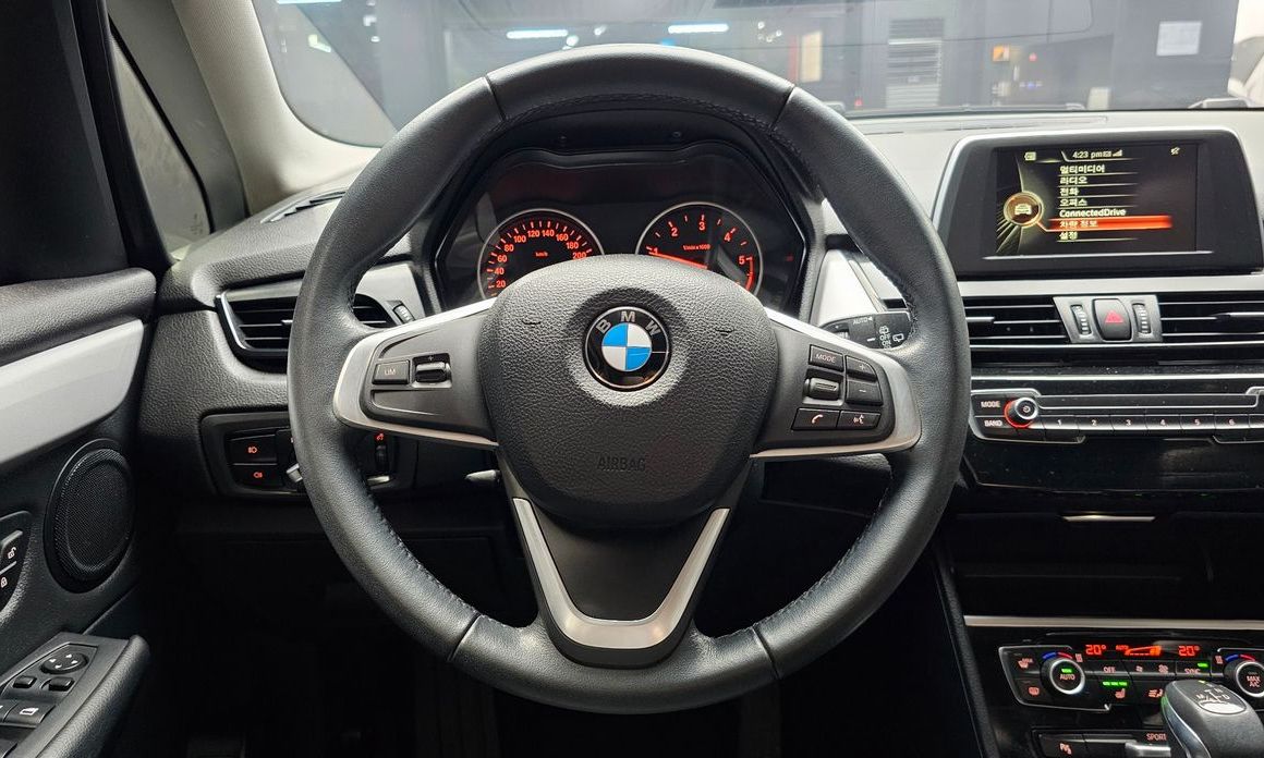 BMW 2-Series 2015