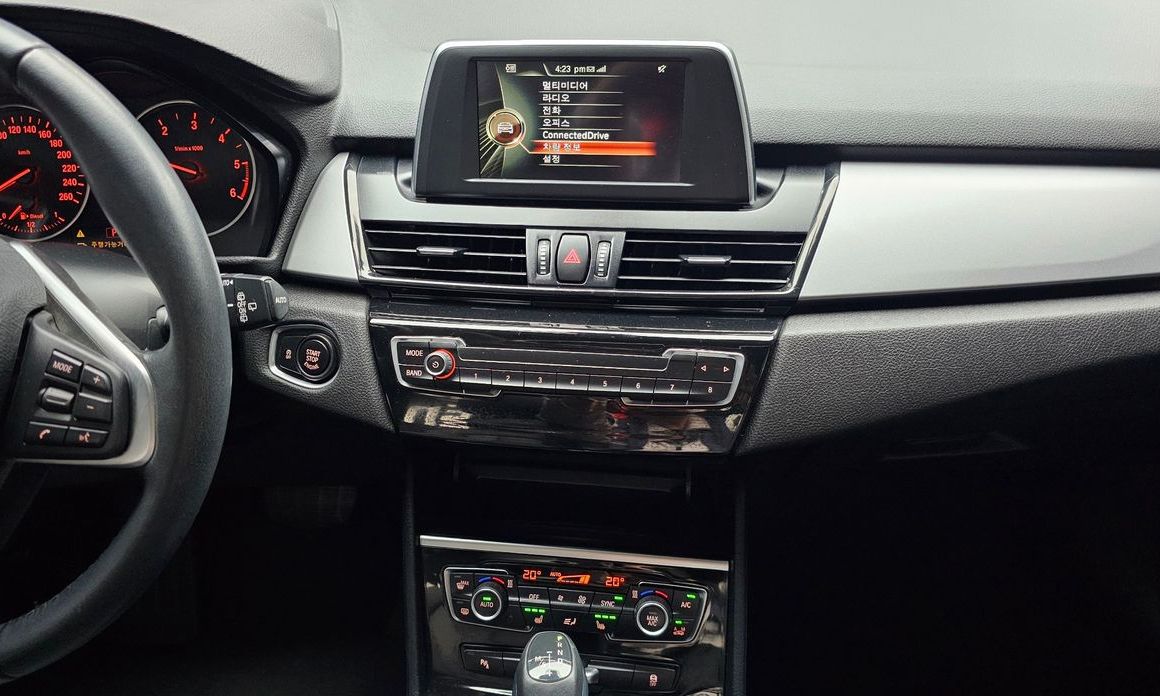 BMW 2-Series 2015