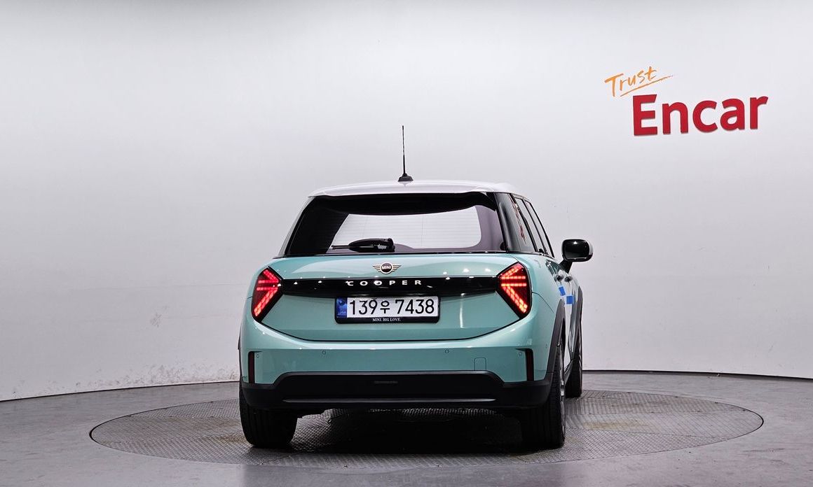Mini Cooper 2025