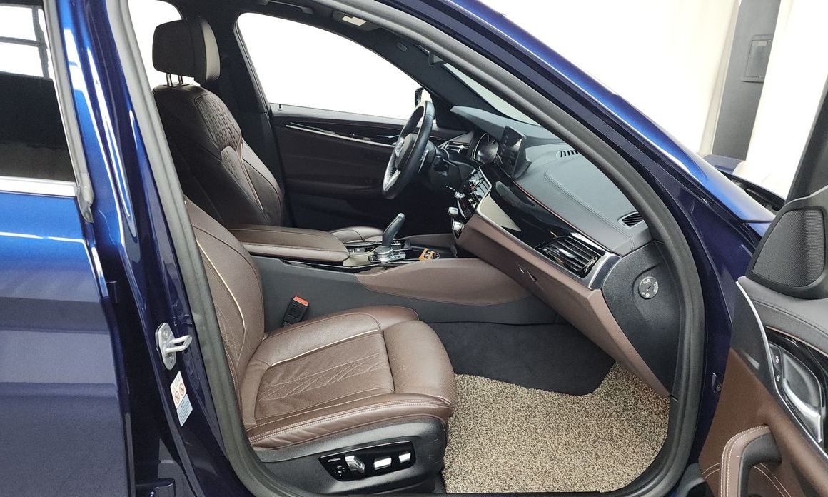 BMW 5-Series 2018