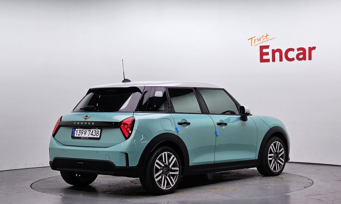 Mini Cooper 2025