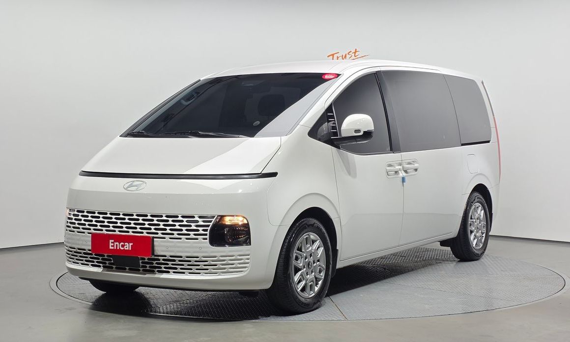 Hyundai Staria 2025
