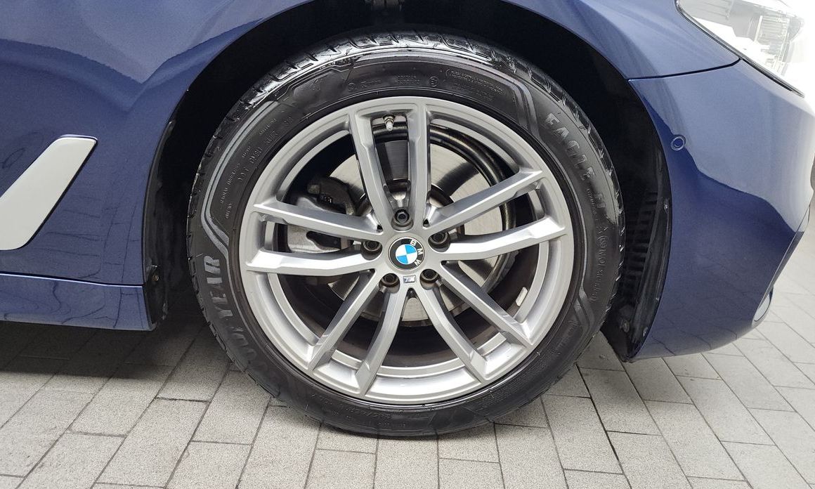 BMW 5-Series 2018
