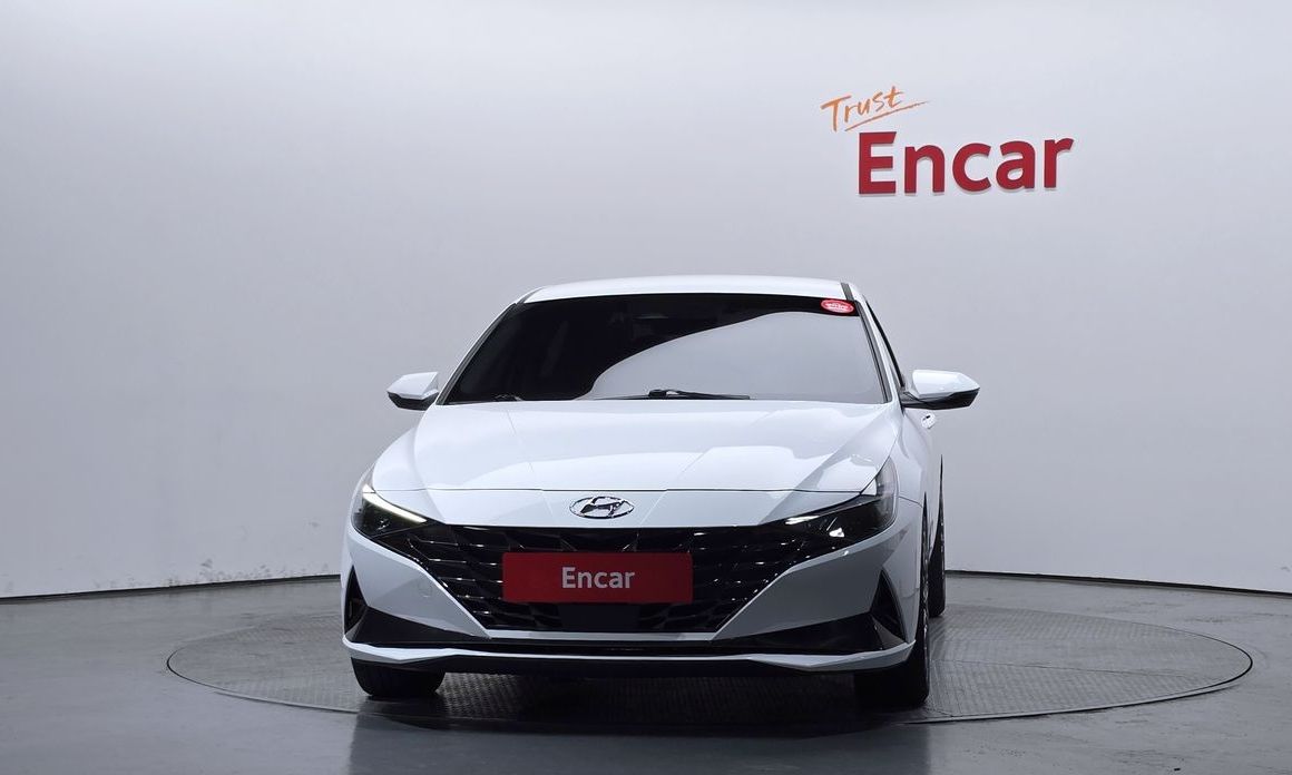 Hyundai AVANTE 2021