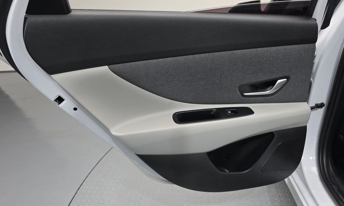 Hyundai AVANTE 2021