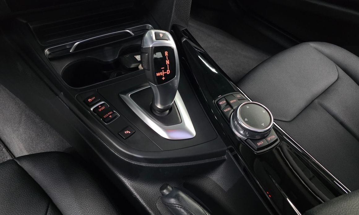 BMW 3-Series 2016