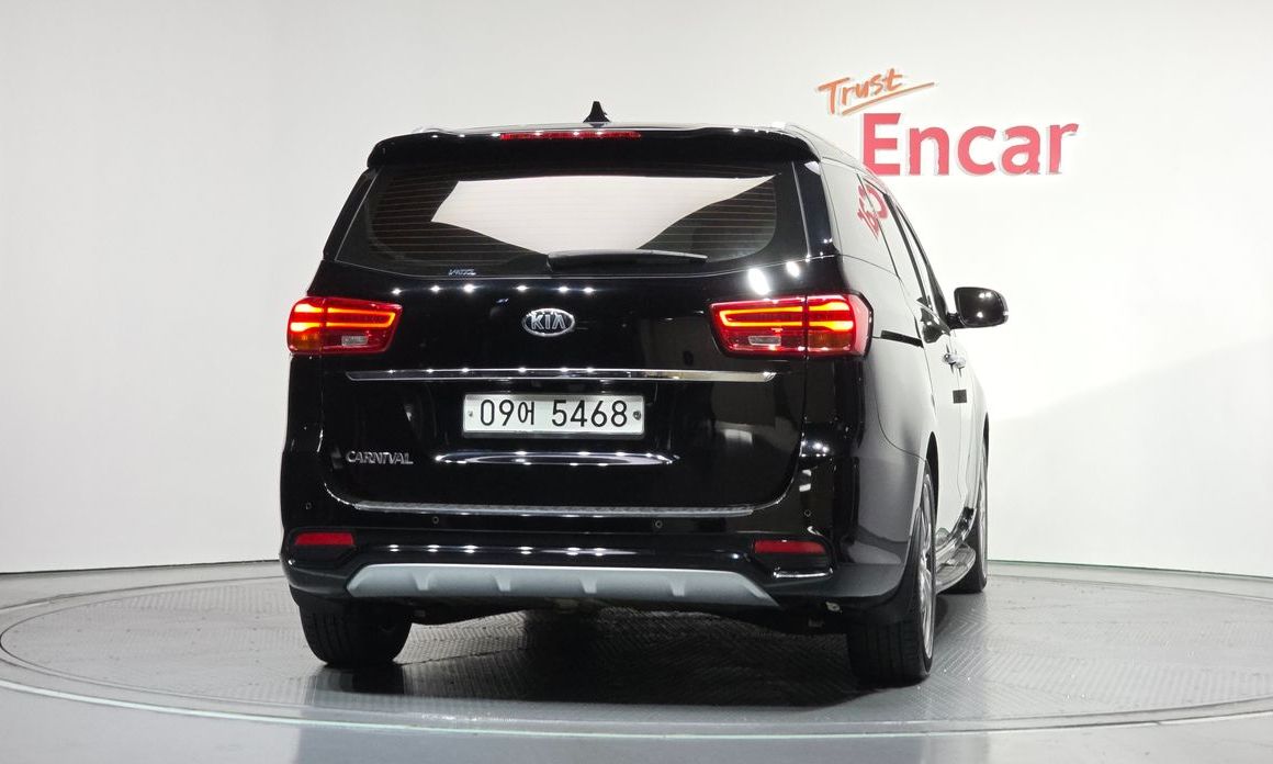 Kia Canival 2019