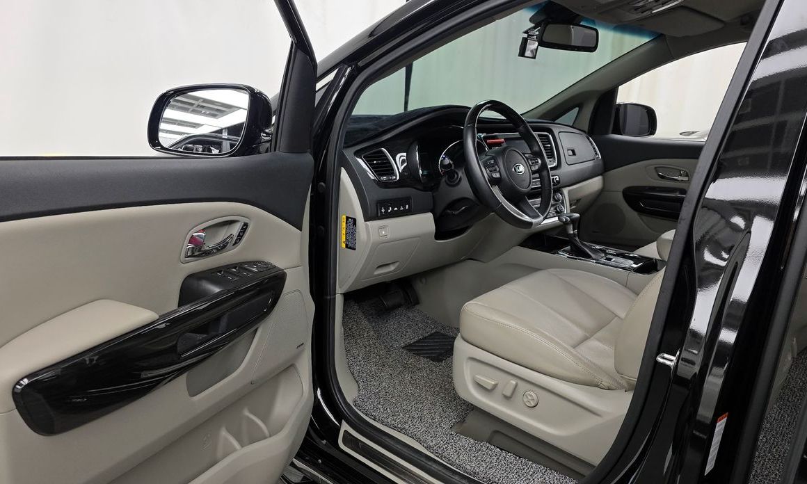 Kia Canival 2019