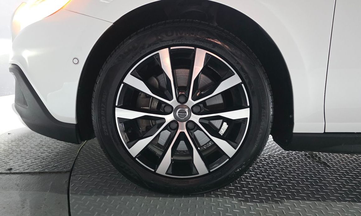 Volvo V40 2019