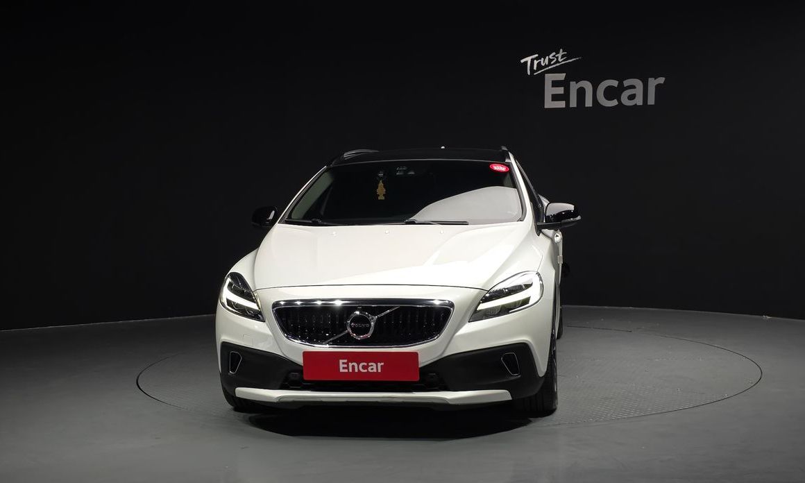 Volvo V40 2019